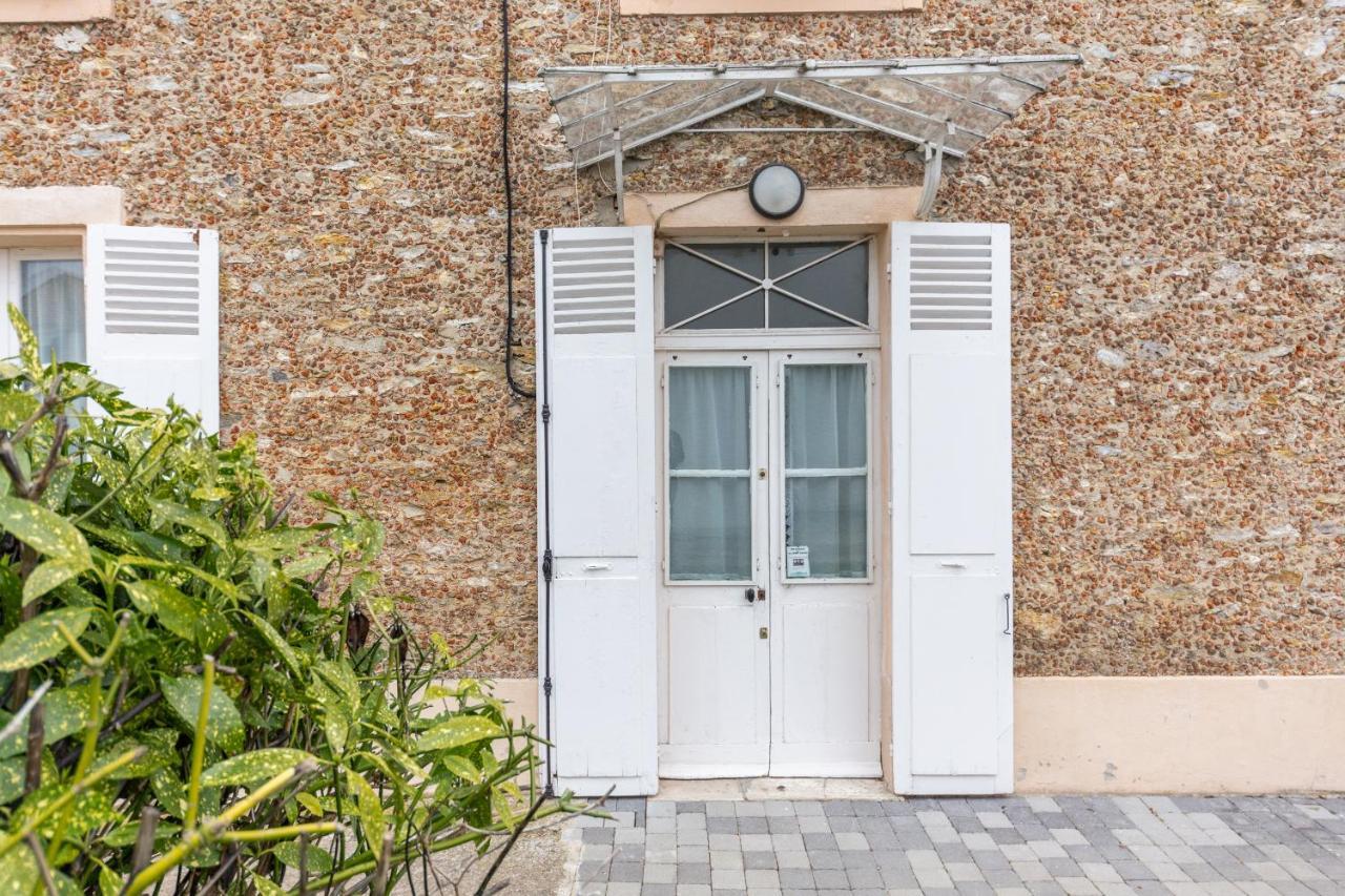 Paris A La Campagne-Parking Gratuit-Proche Versailles La Queue-les-Yvelines Экстерьер фото